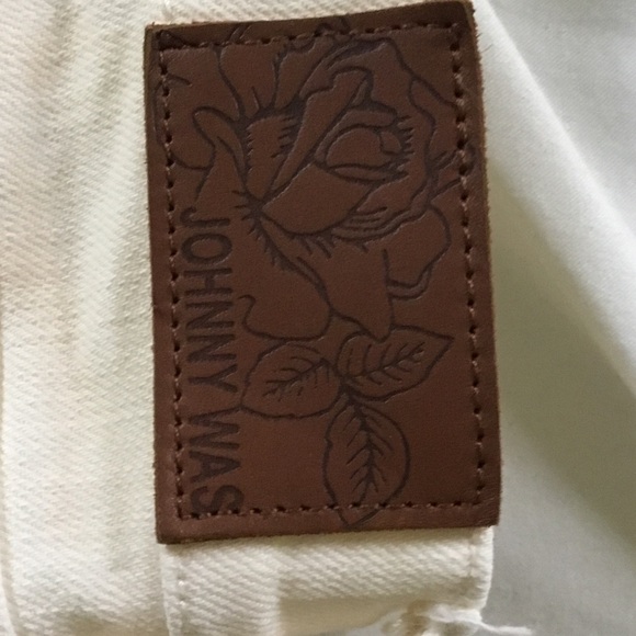 Johnny Was Cream Cropped Jeans with Floral Accents (EUC) - Picture 7 of 8